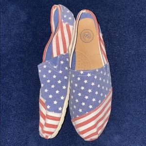 SO Shoes - NWOT stars and stripes shoes SO Shoes - NWOT stars and stripes shoes